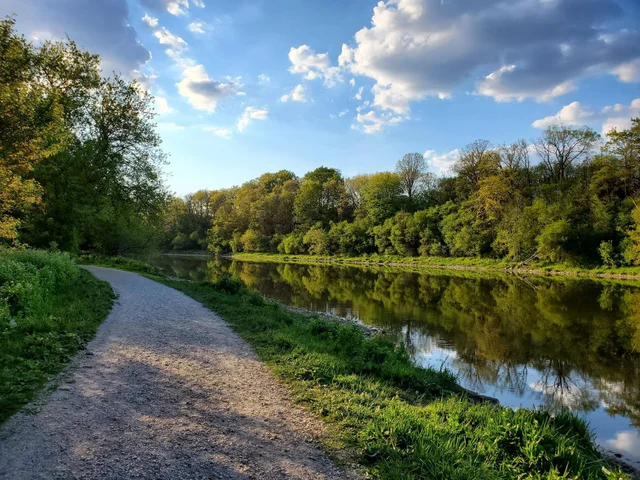 Grand River trail